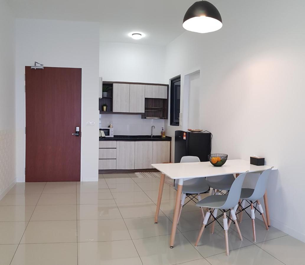 Le Pavillion Puchong By Widebed Upto 6Pax Apartment Kuala Lumpur Ngoại thất bức ảnh